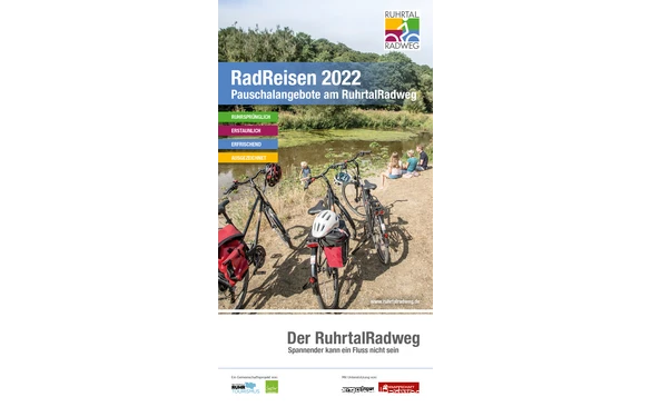 Cover der RuhrtalRadweg RadReisen 2021 Broschüre