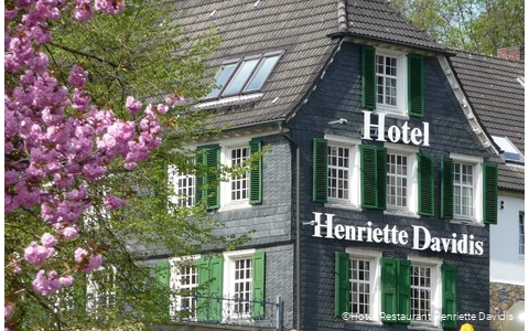 Außenansicht des Hotel-Restaurants Henriette Davidis in Wetter