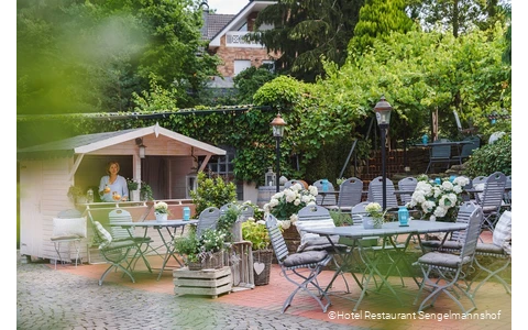 Terrasse des Hotel Restaurants Sengelmannshof in Essen
