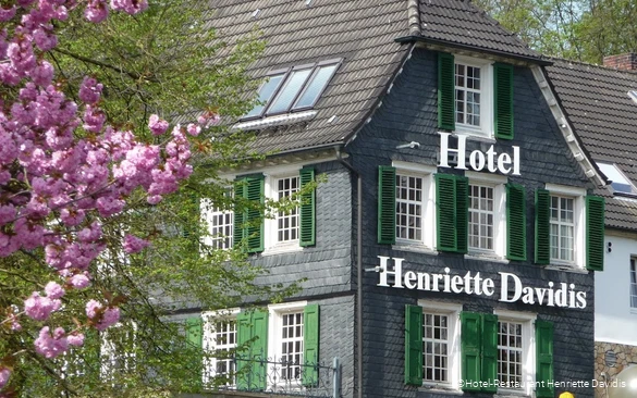 Außenansicht des Hotel-Restaurants Henriette Davidis in Wetter