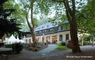 Außenansicht des Hotels Haus Hohenstein in Witten